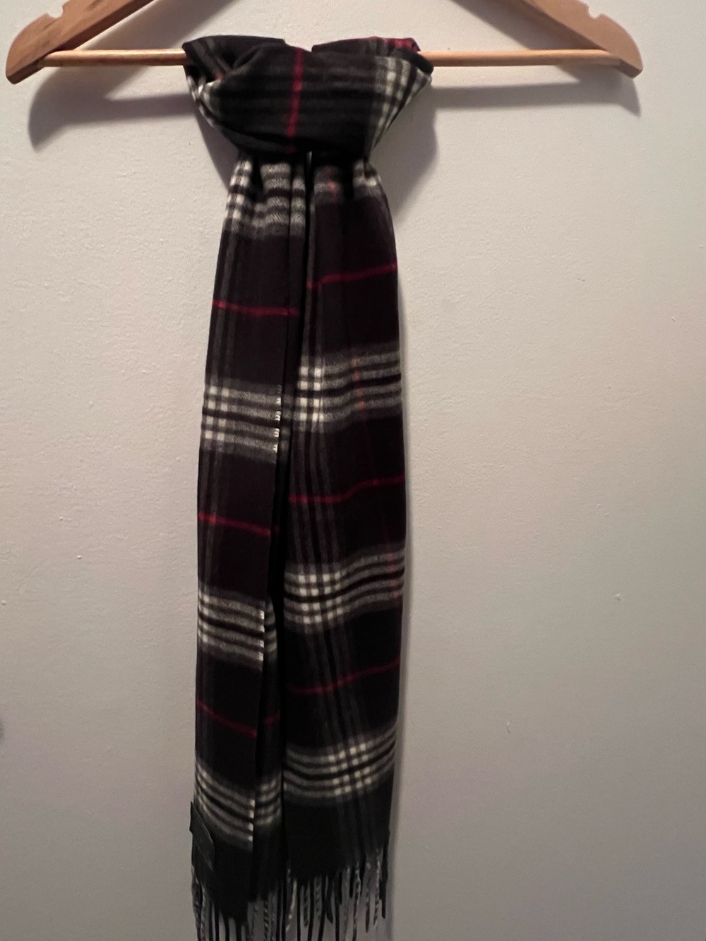 ✨ V. Fraas Plaid Cashmink Scarf Black Red White Fringe Made in Germany